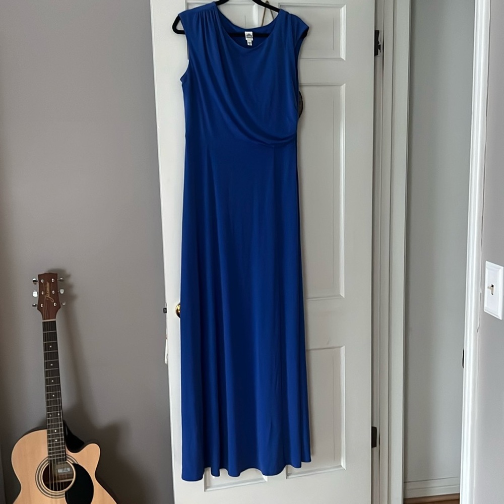 Signature by Sangaria ~ maxi blue dress perfect for summer